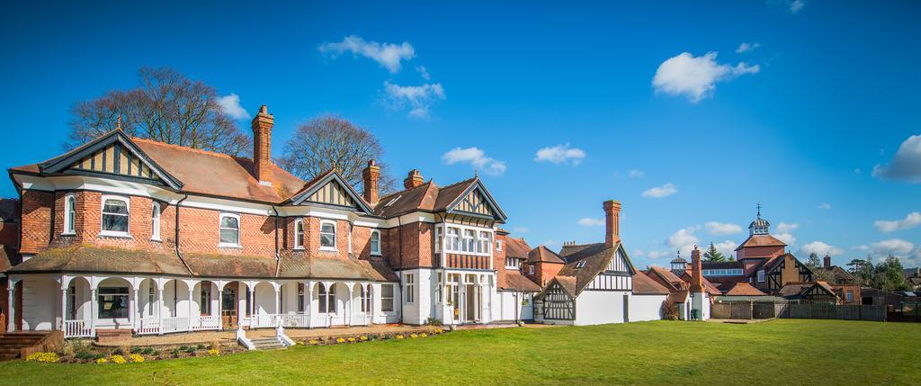 Cim Business Centre Hotel Maidenhead Exterior photo