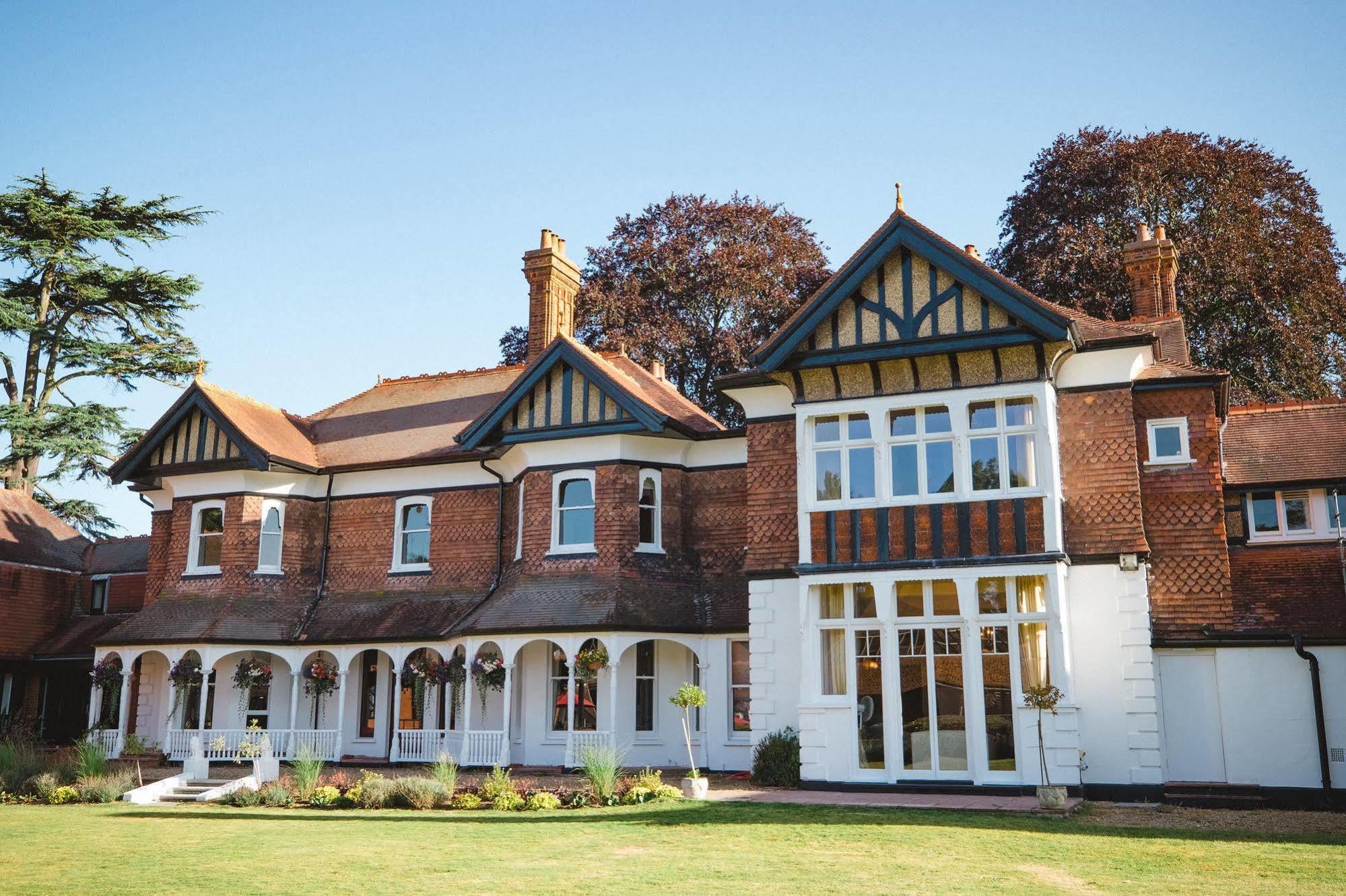 Cim Business Centre Hotel Maidenhead Exterior photo